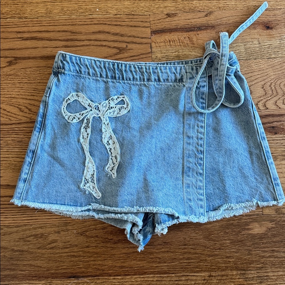 Altar'd state skort